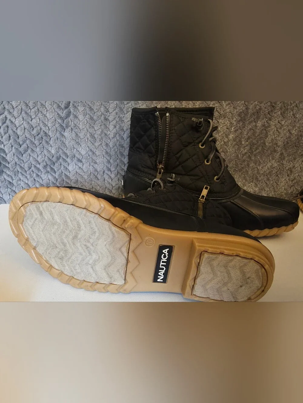 NWOT Nautica Women's Black Quilted Lace-Up Duck Boots